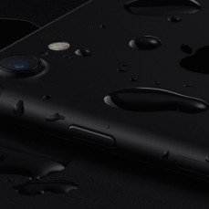 A wet iPhone 7 camera lens.